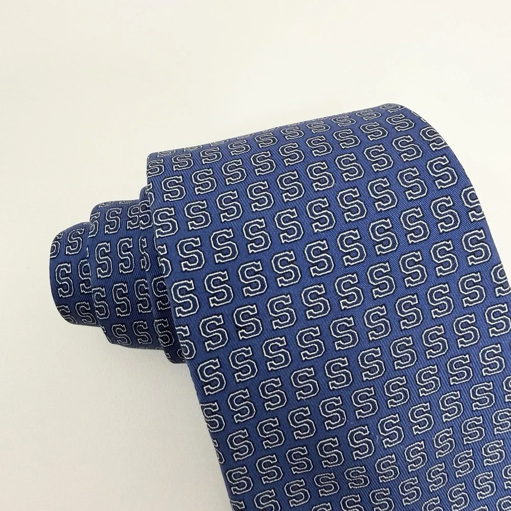 Vineyard Vines Mens Tie Staples High School Blue Silk USA 3.5